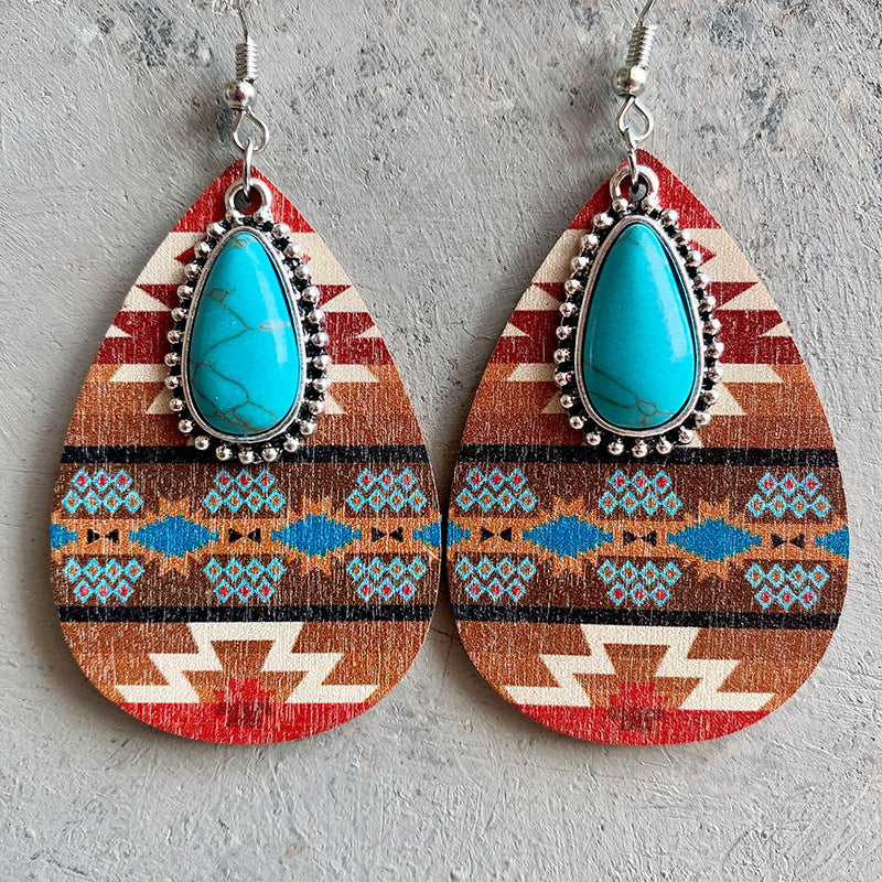 Teardrop earrings